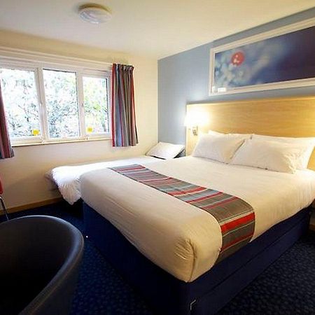 Travelodge Harlow Esterno foto