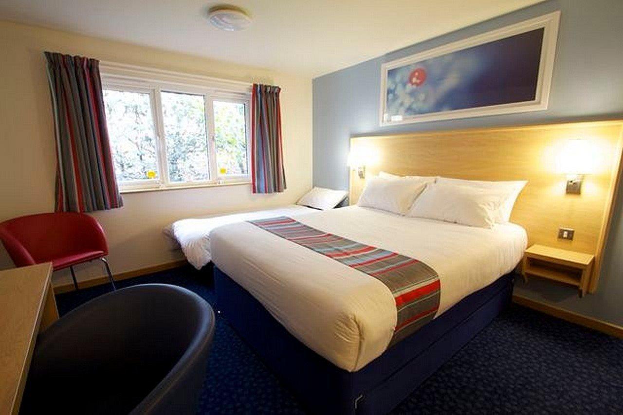 Travelodge Harlow Esterno foto